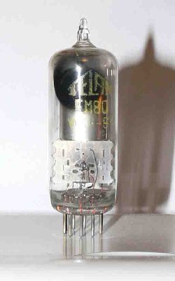 EM-80_telam.jpg
