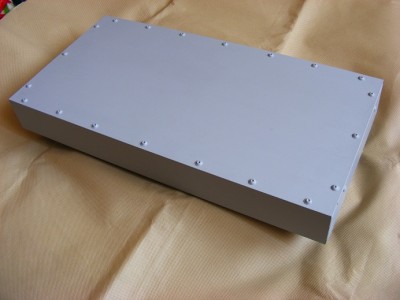 Chassis pomalowane podkładem DuPont DUXONE DX1061.